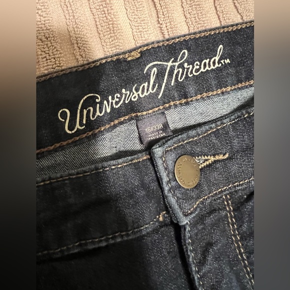 Universal Thread 16/33 regular jeans - Picture 3 of 6